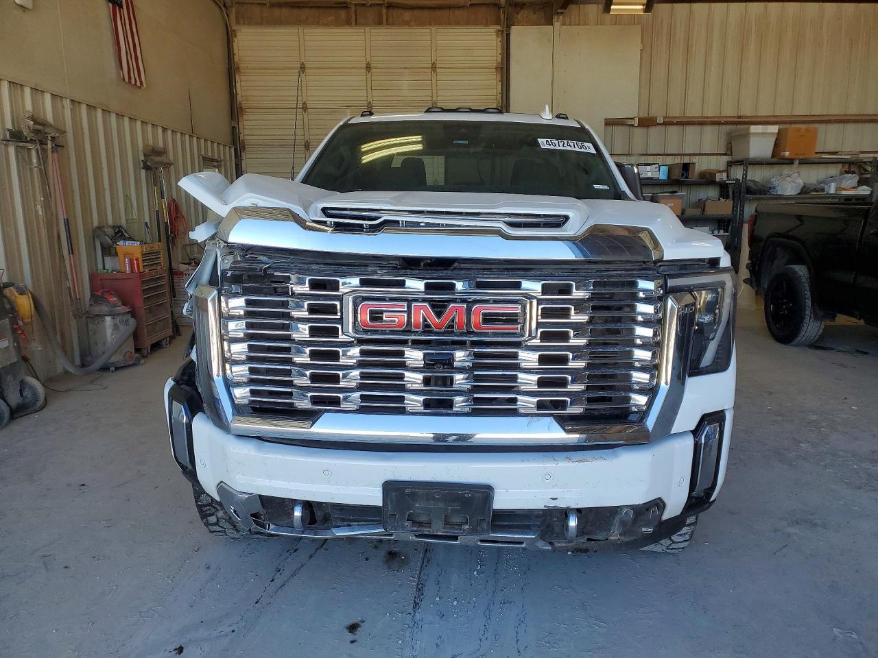 2024 GMC Sierra