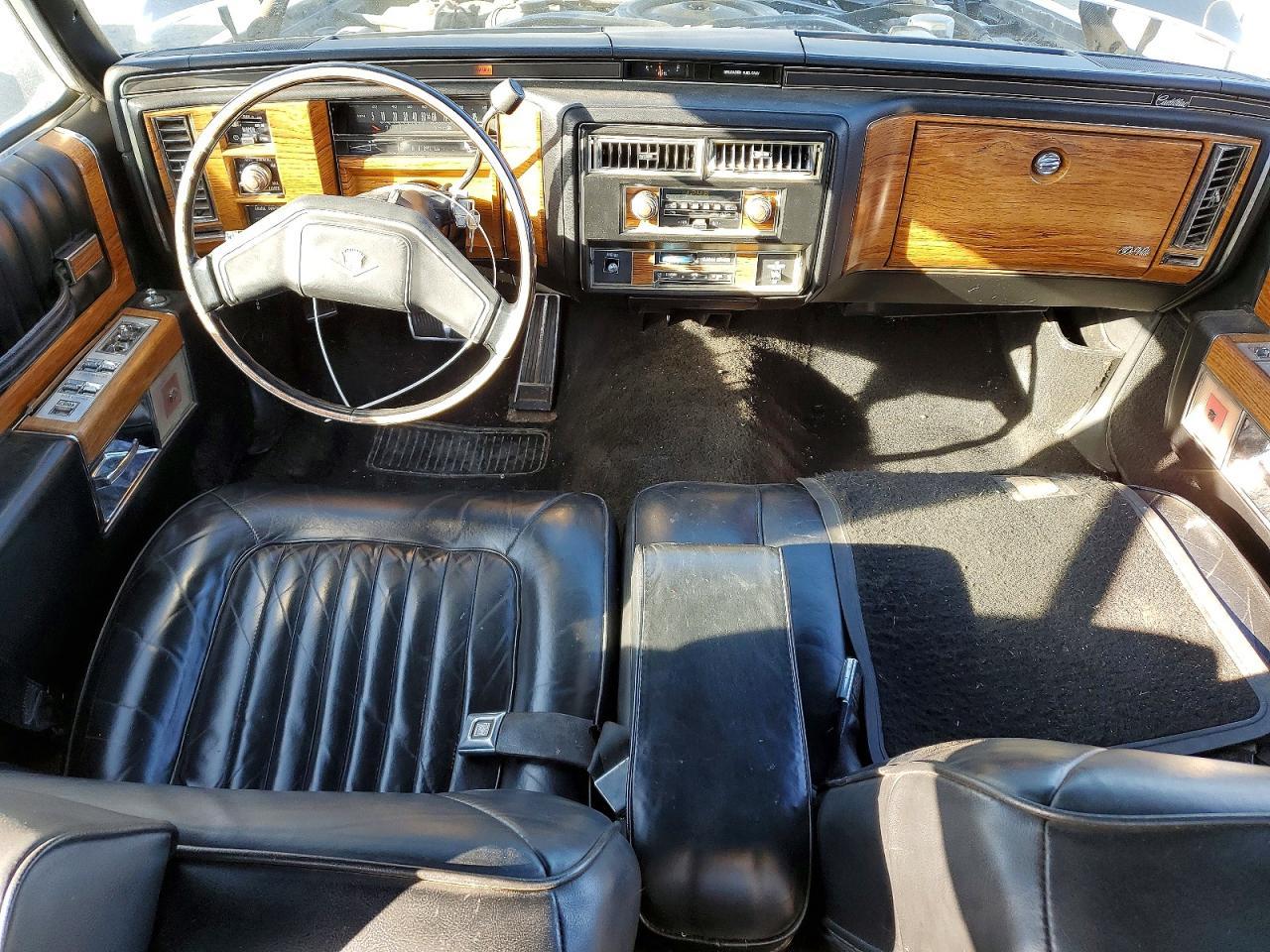 1988 CADILLAC Deville