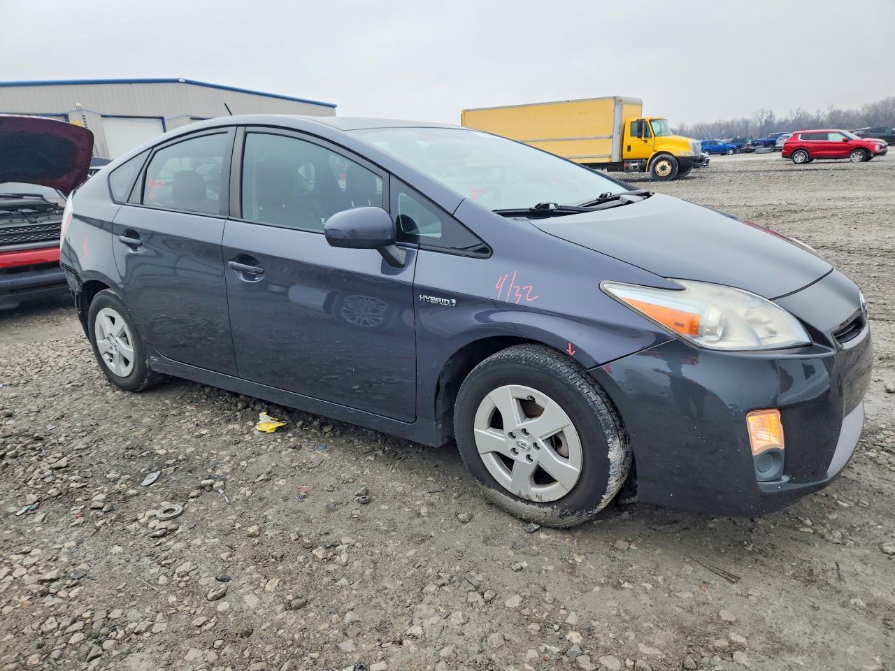 2011 TOYOTA PRIUS