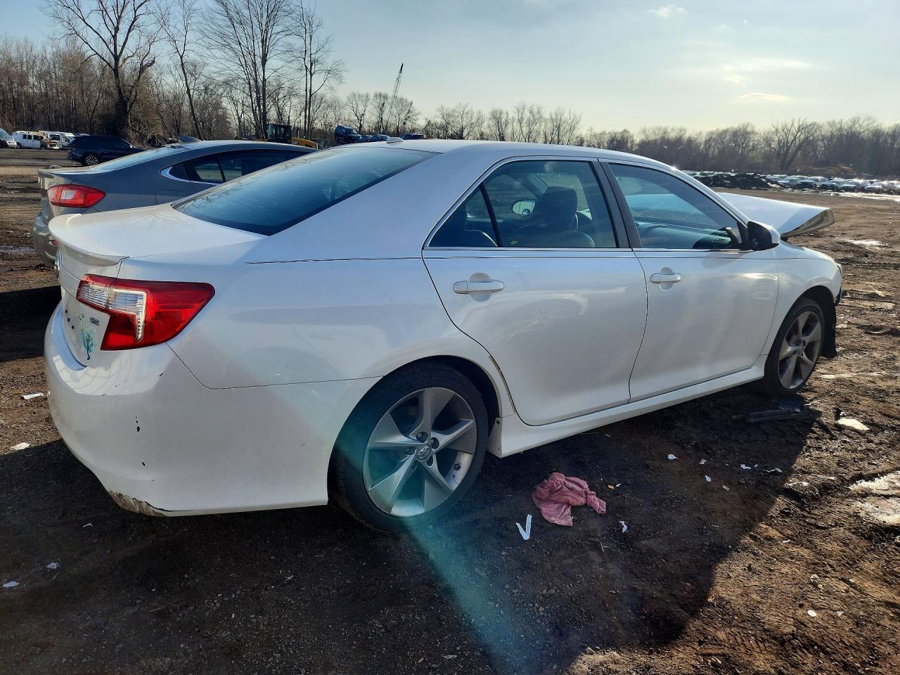 2012 TOYOTA CAMRY