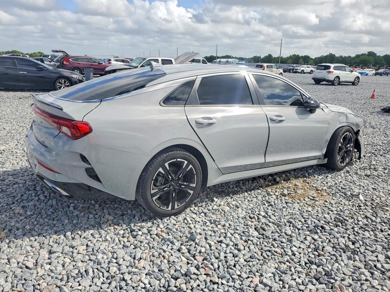 2023 KIA K5