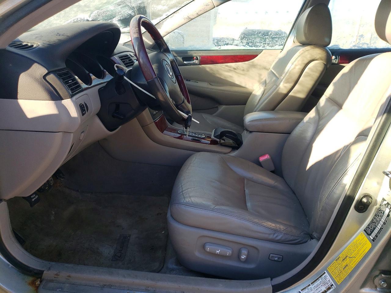 2004 LEXUS ES 330