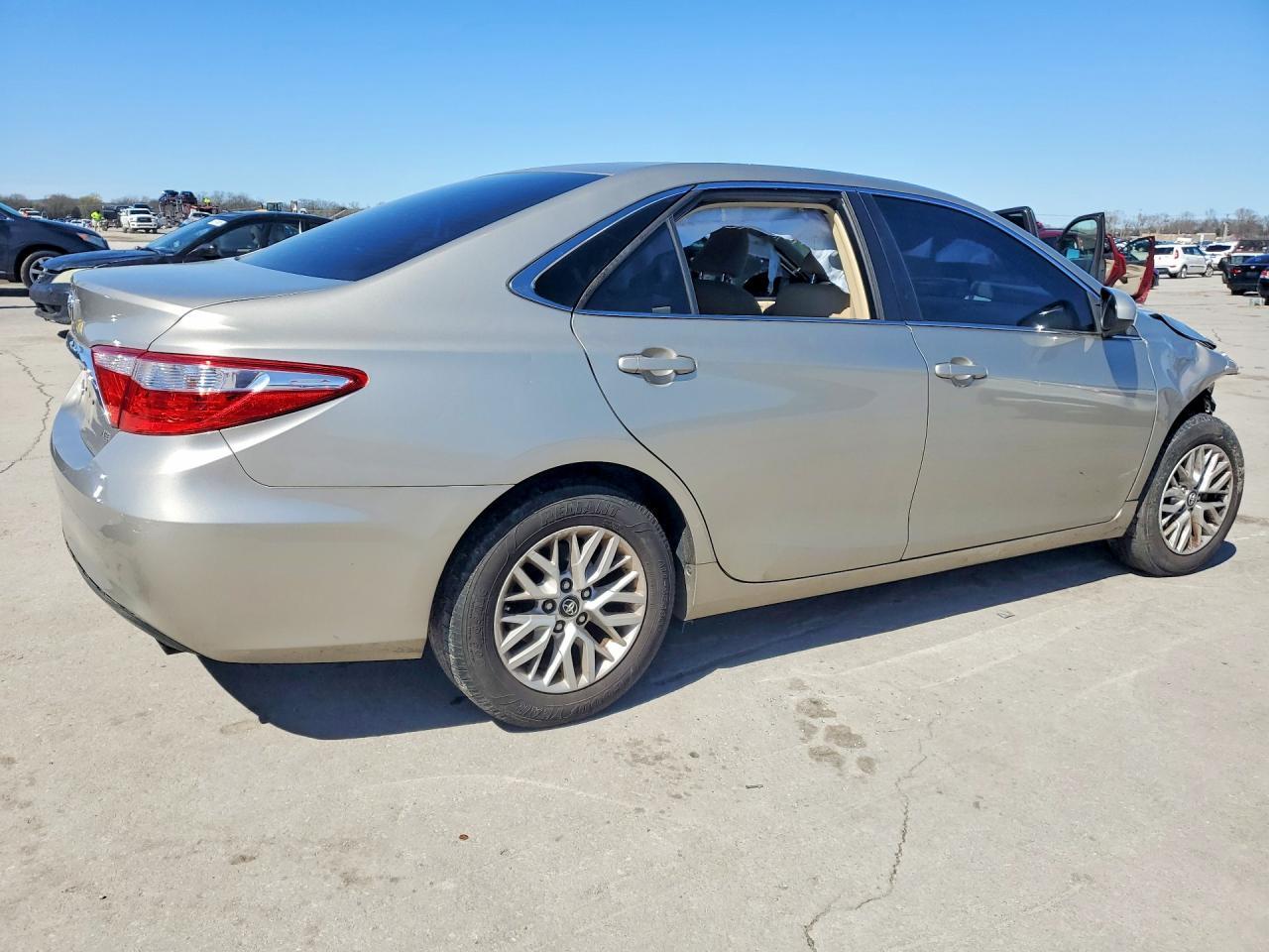 2017 TOYOTA CAMRY