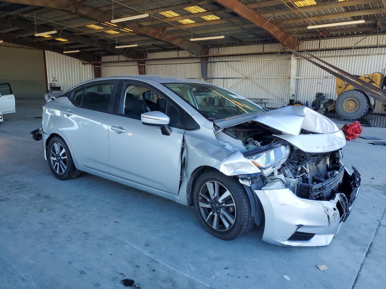2020 NISSAN VERSA