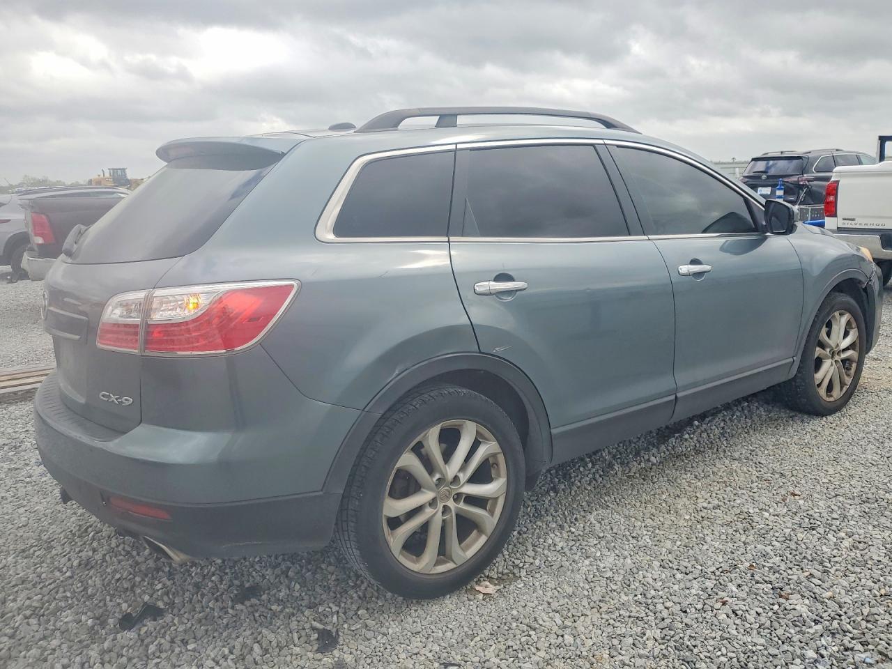 2011 MAZDA CX-9