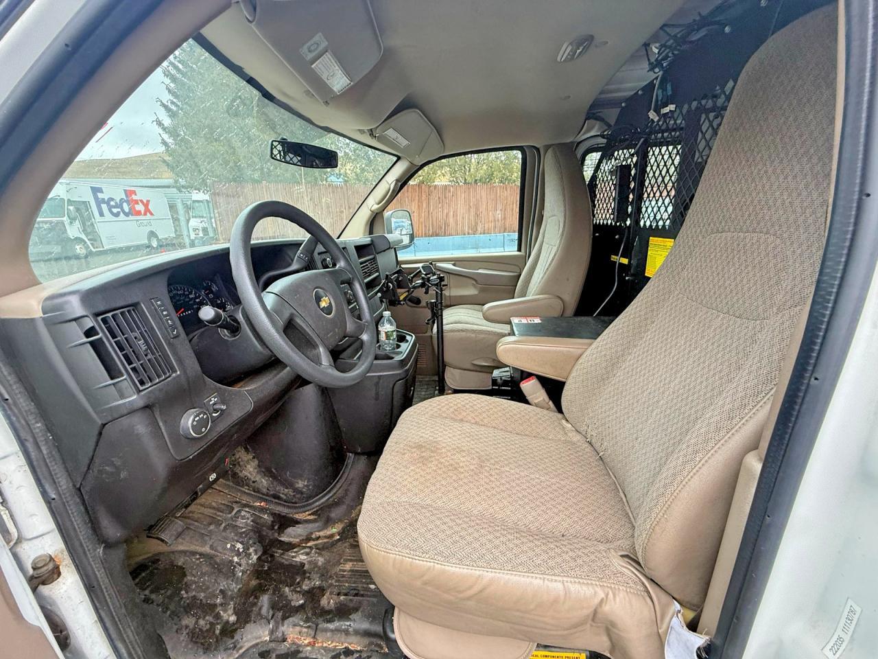 2011 CHEVROLET EXPRESS 2500