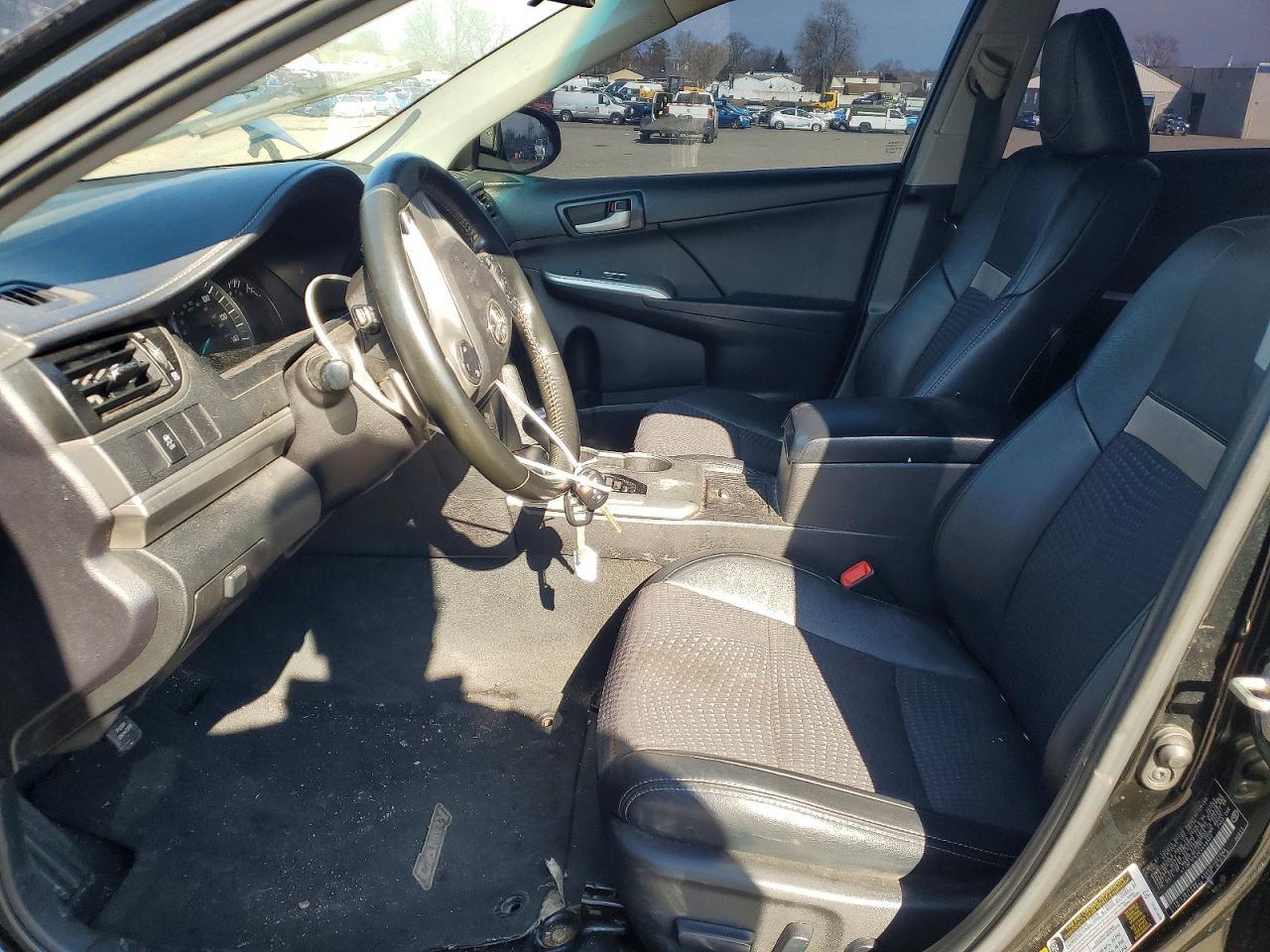 2014 TOYOTA CAMRY