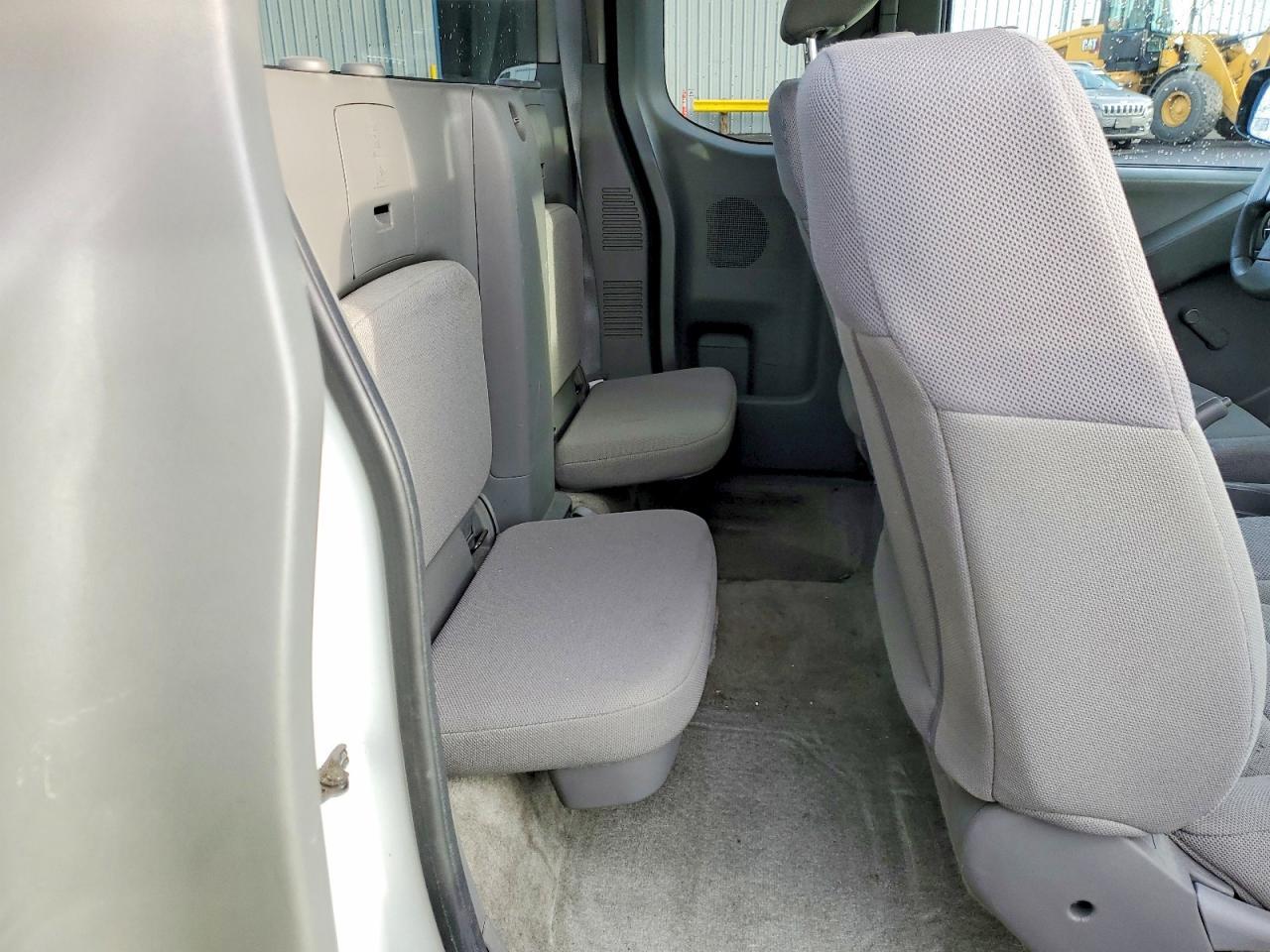 2017 NISSAN Frontier