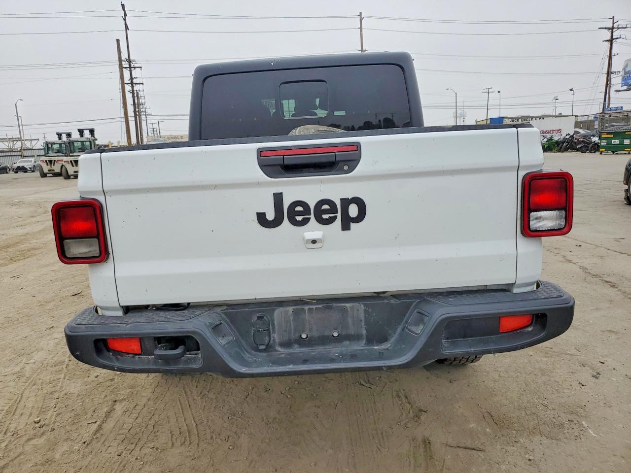 2025 JEEP Gladiator