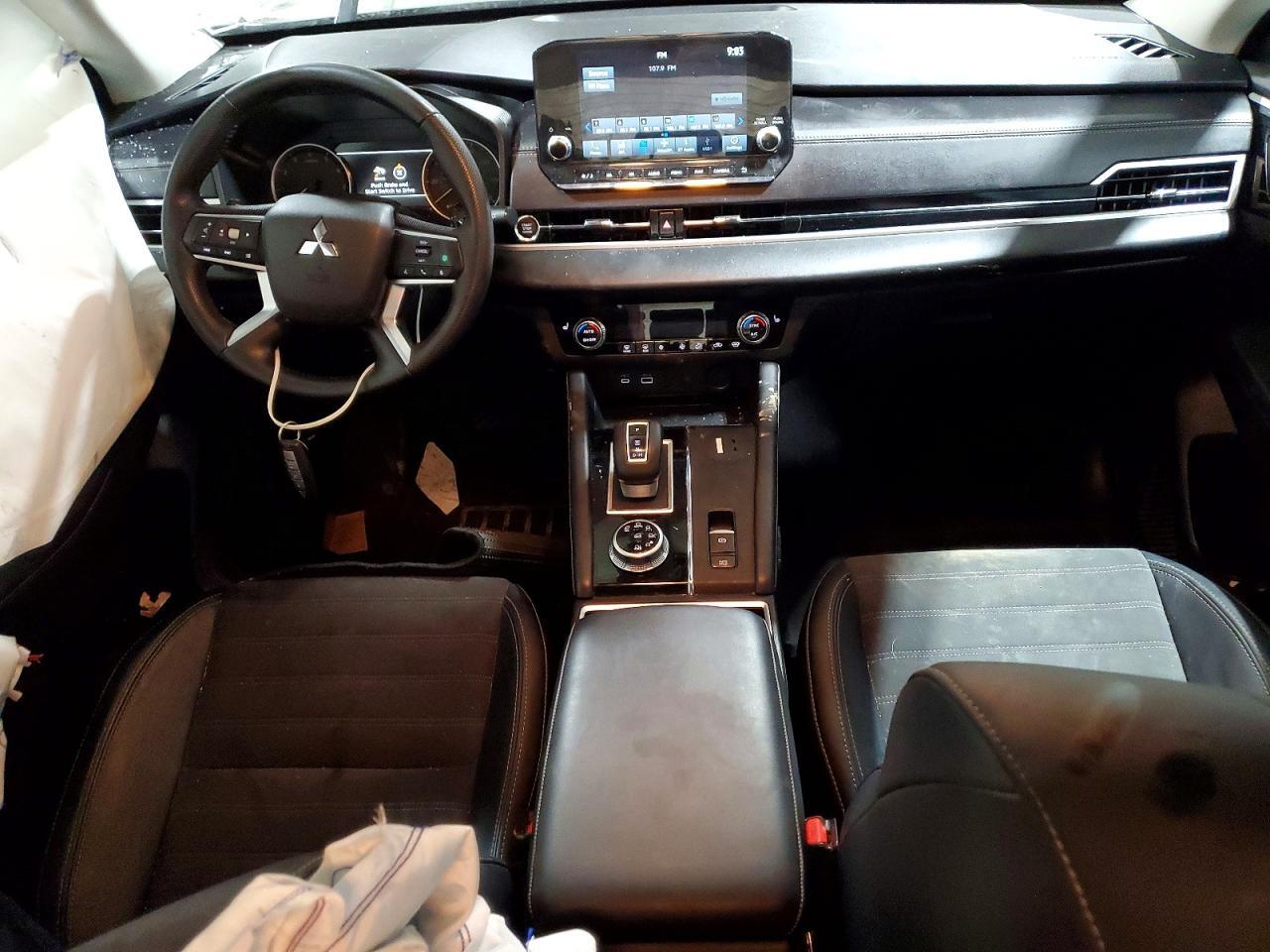 2024 MITSUBISHI outlander