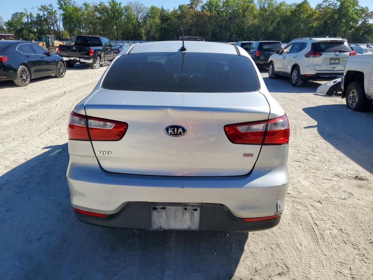2016 KIA RIO