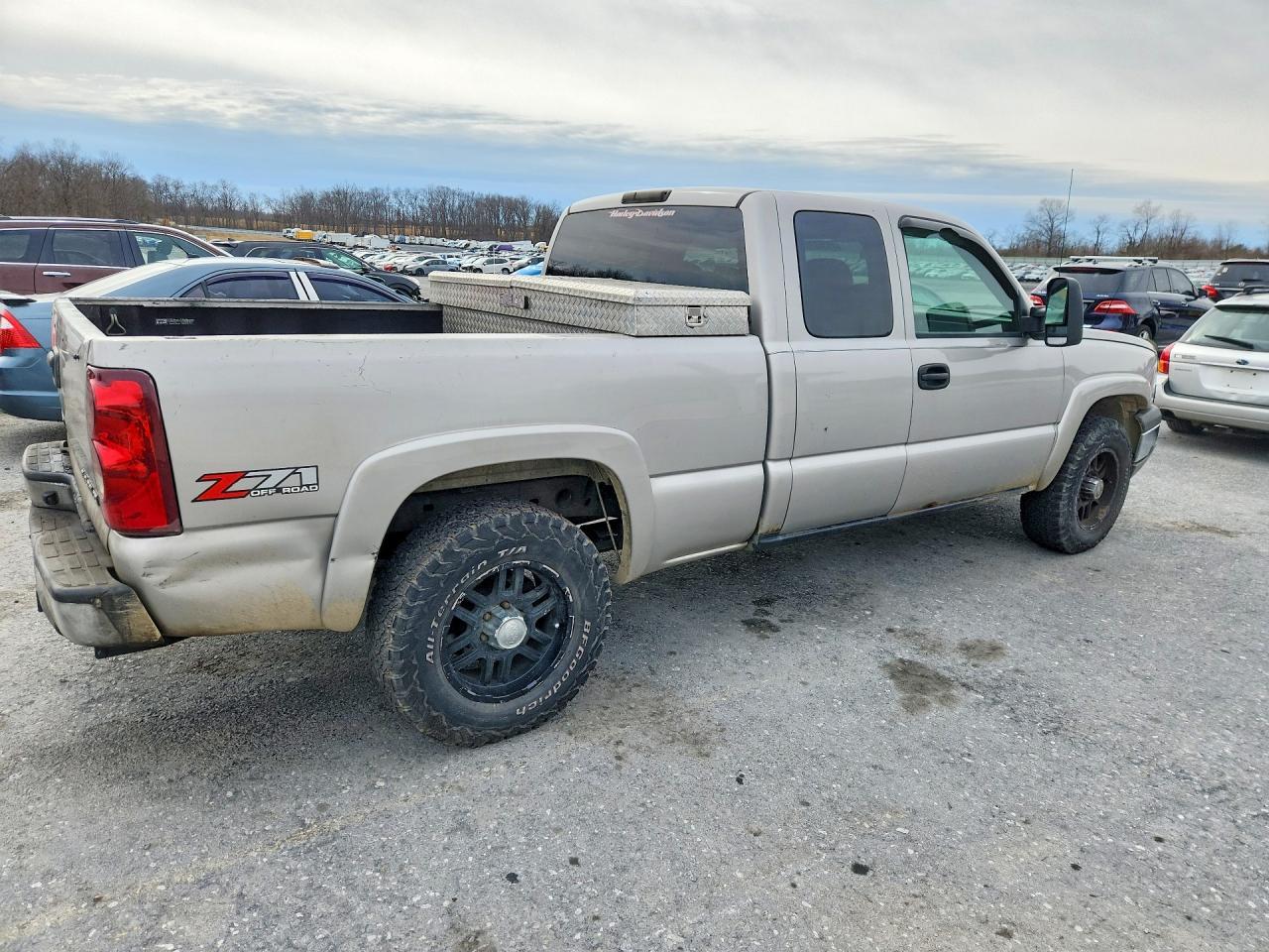 2004 CHEVROLET Silverado