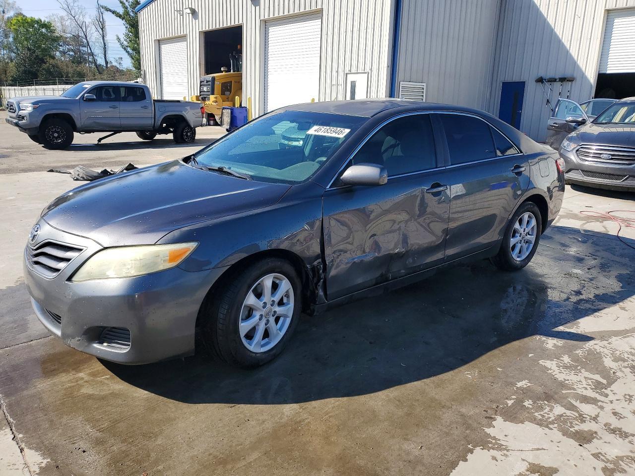 2010 TOYOTA CAMRY