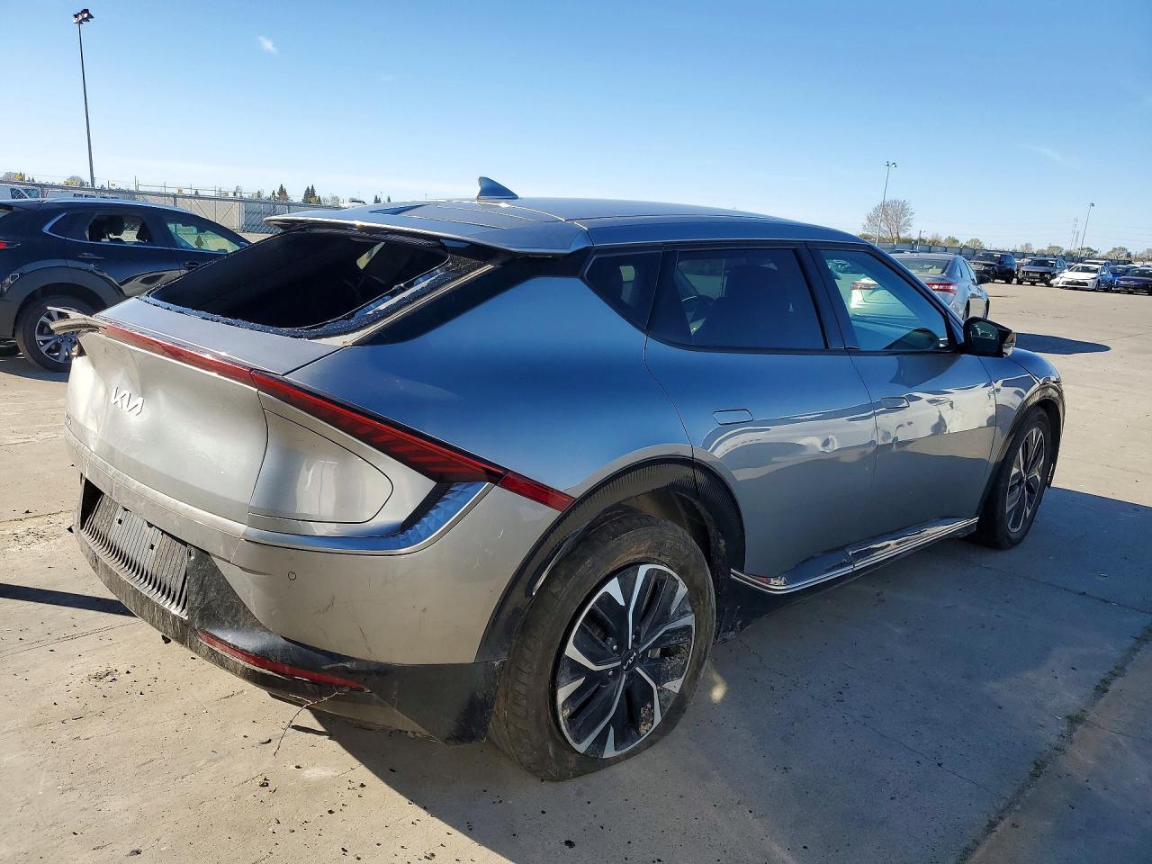 2023 KIA EV6