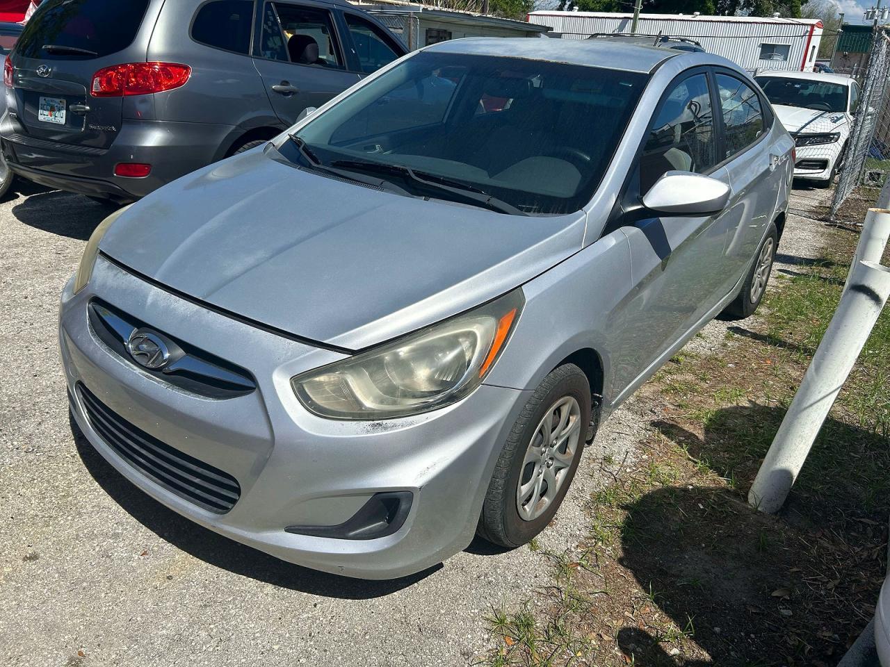 2012 HYUNDAI ACCENT