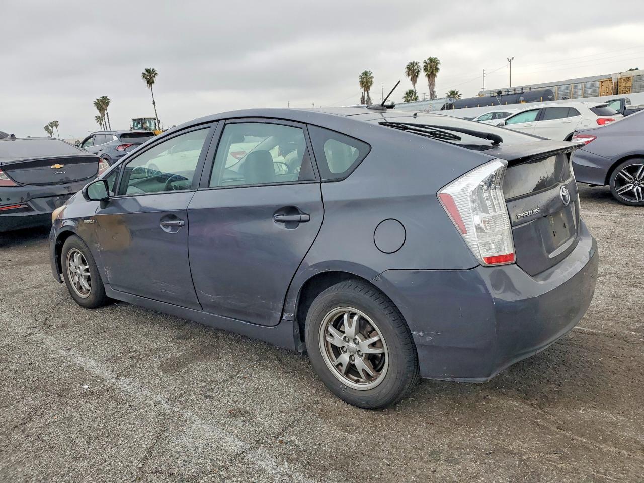 2011 TOYOTA PRIUS