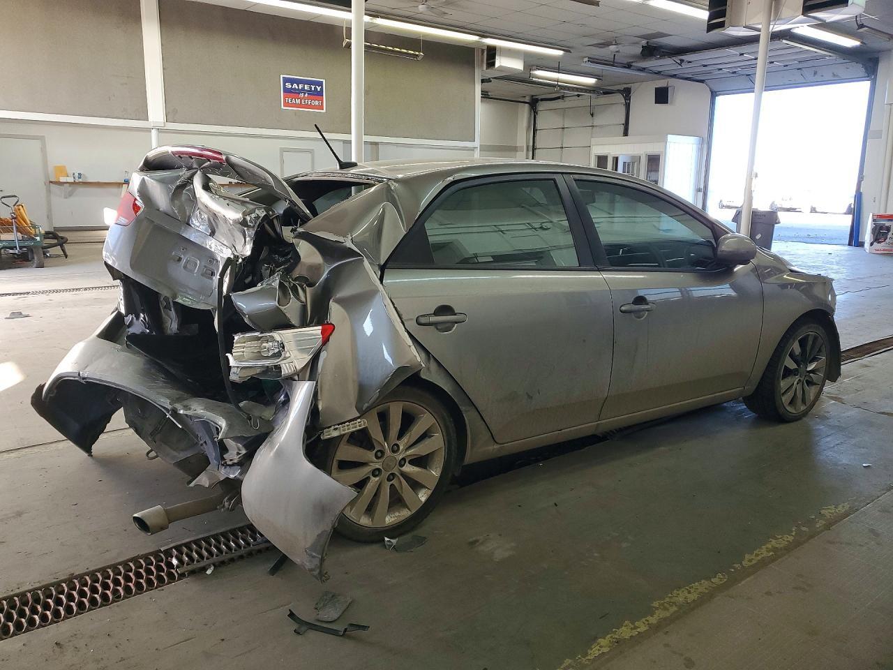 2011 KIA FORTE