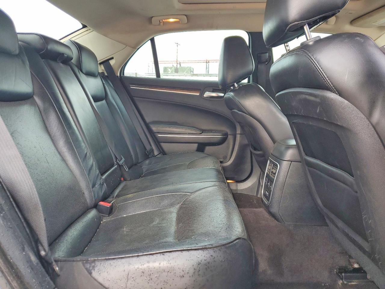 2017 CHRYSLER 300