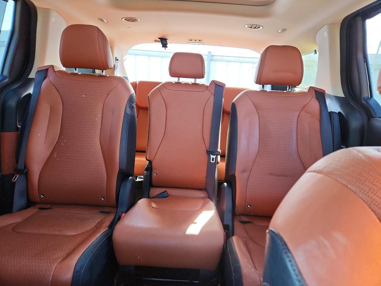 2023 KIA Carnival