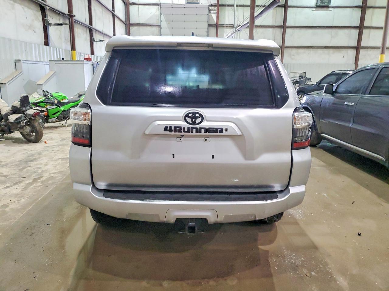 2016 TOYOTA 4Runner