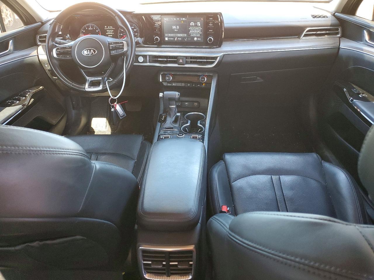 2021 KIA K5