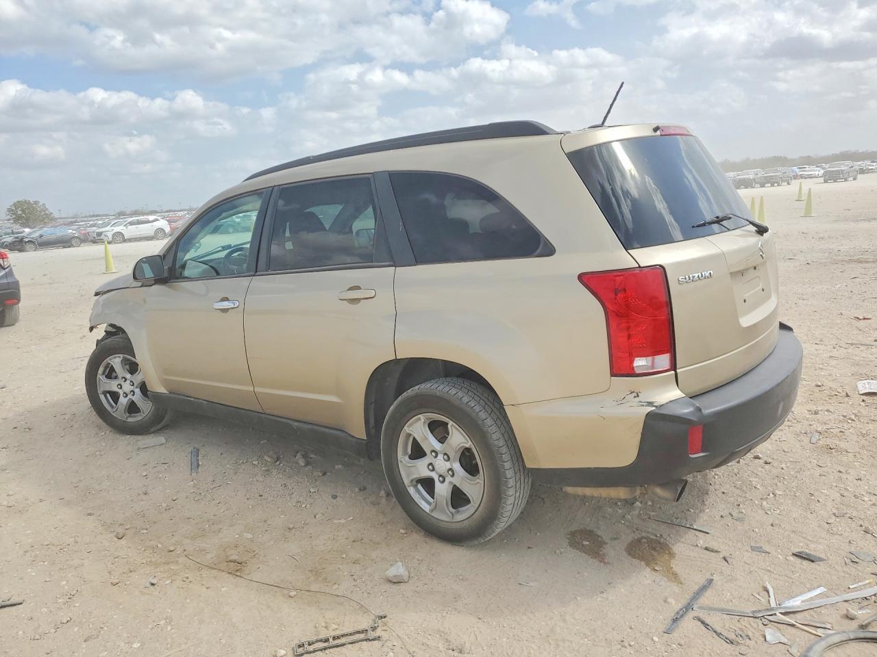 2007 SUZUKI Xl-7