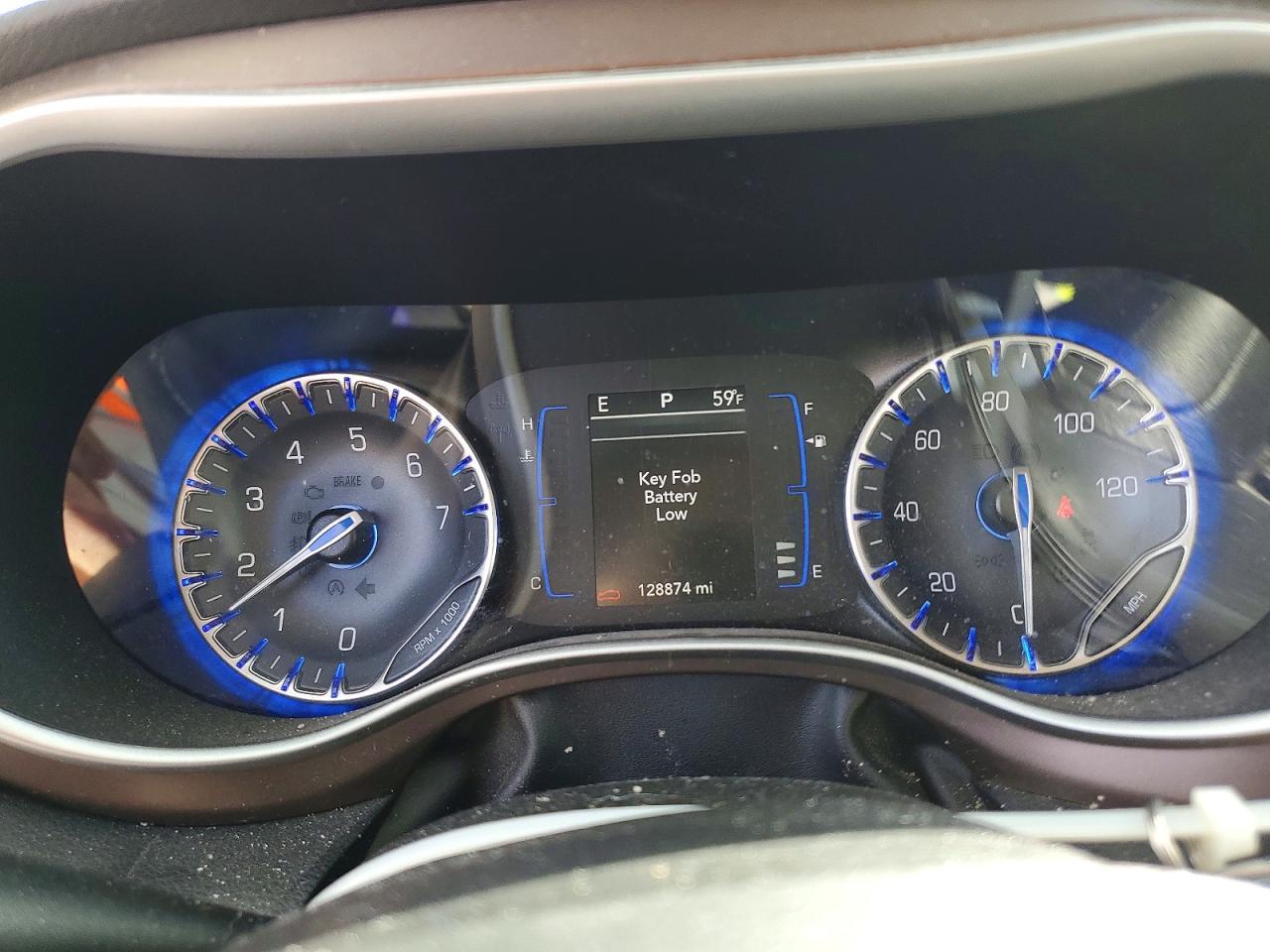 2020 CHRYSLER Voyager