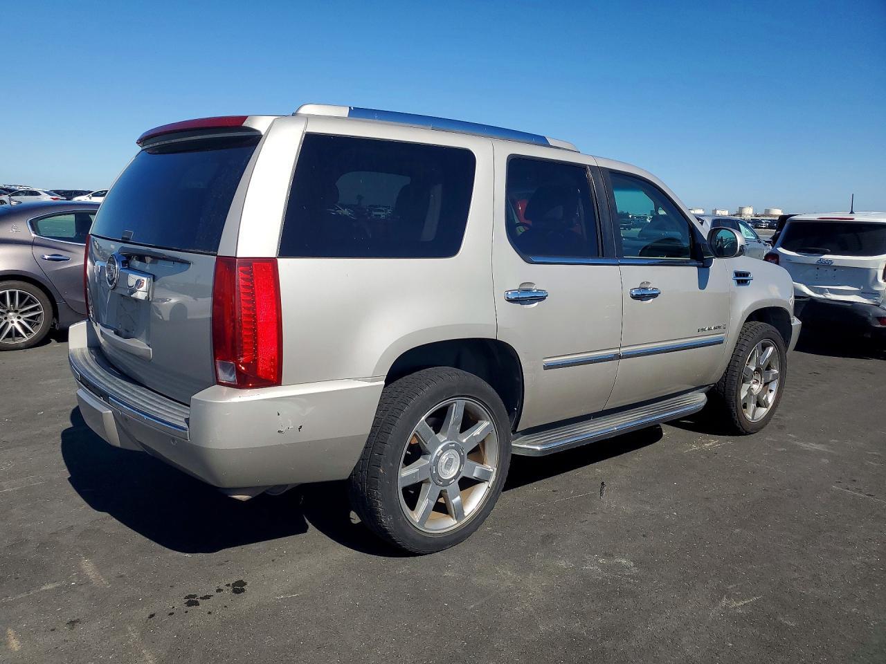2007 CADILLAC ESCALADE