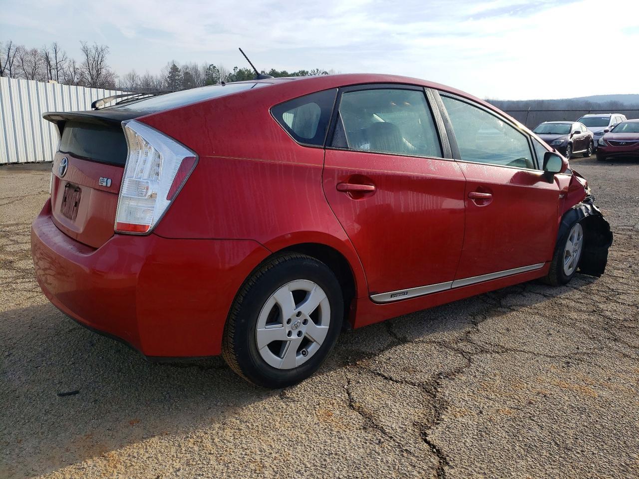 2011 TOYOTA PRIUS