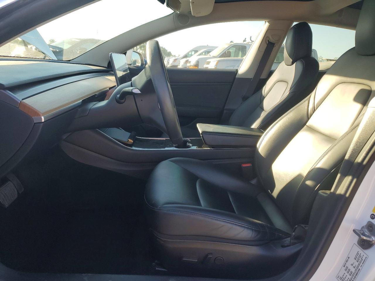 2019 TESLA MODEL 3