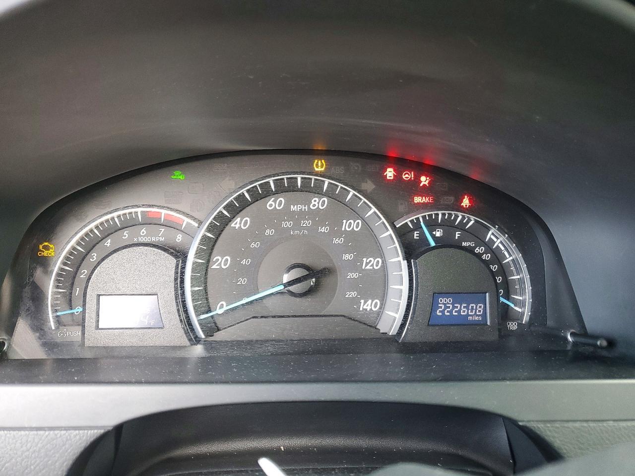 2012 TOYOTA CAMRY