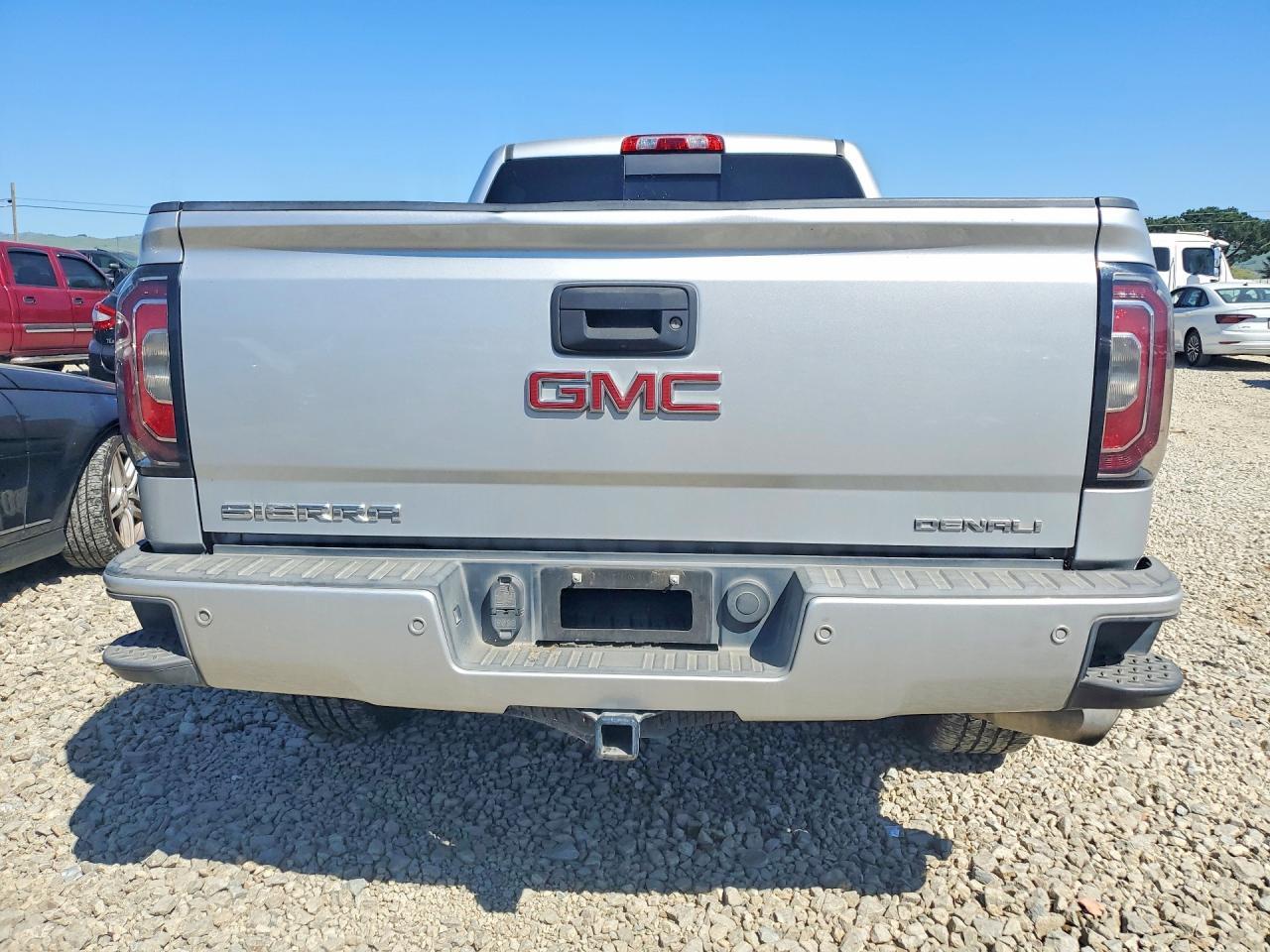 2018 GMC Sierra