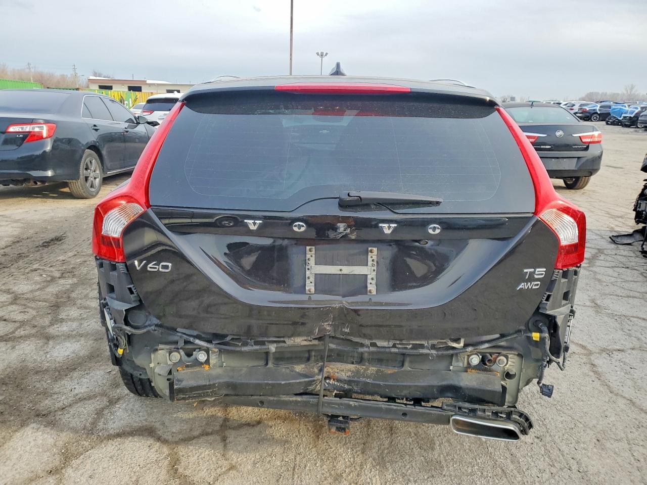 2016 VOLVO V60