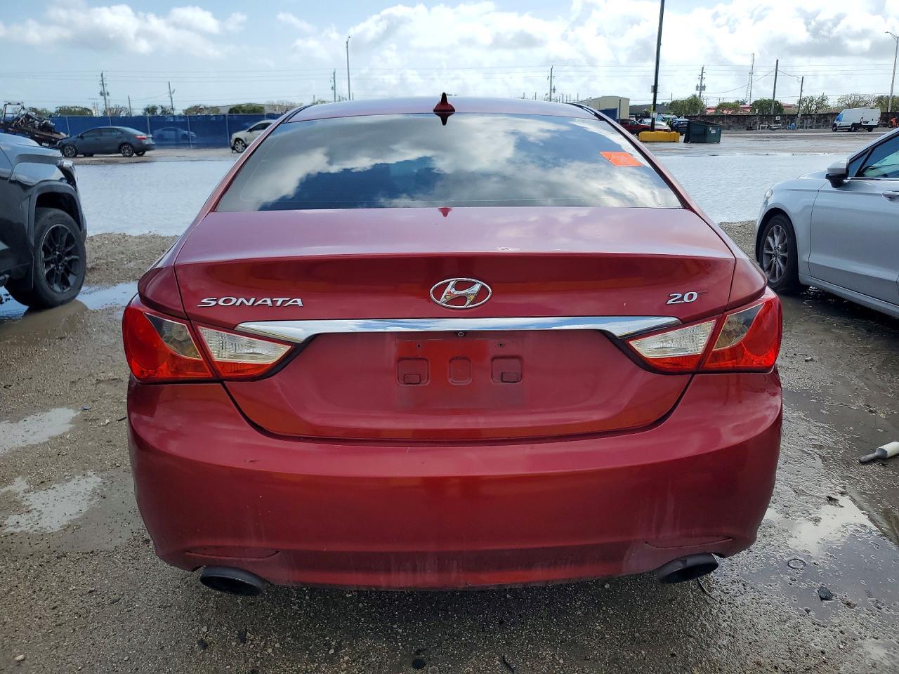 2013 HYUNDAI SONATA