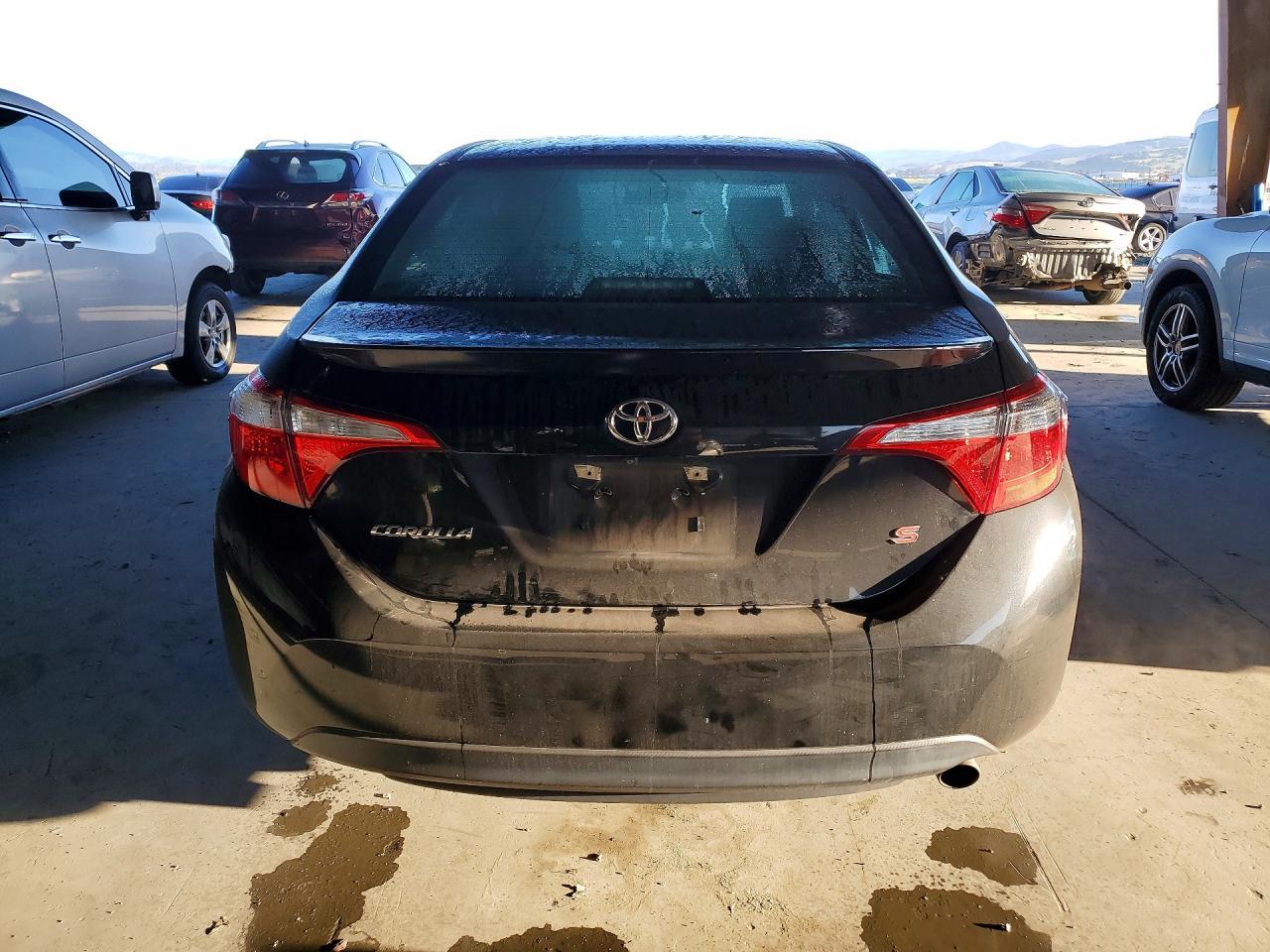 2016 TOYOTA COROLLA