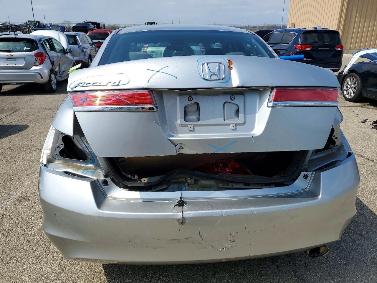2012 HONDA ACCORD