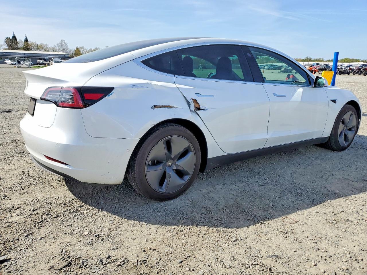 2019 TESLA MODEL 3