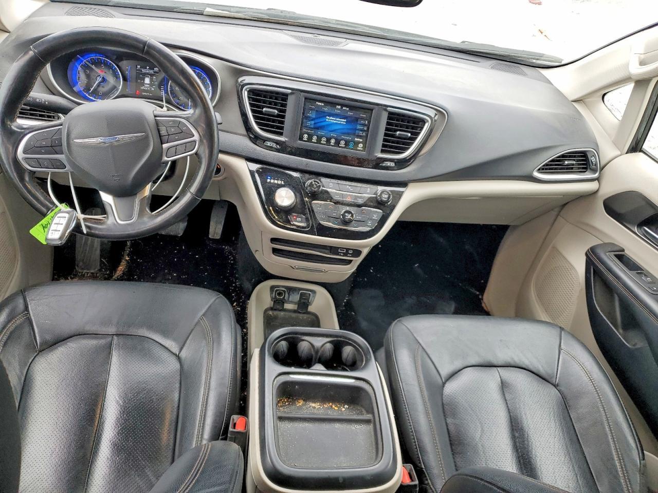 2020 CHRYSLER Pacifica