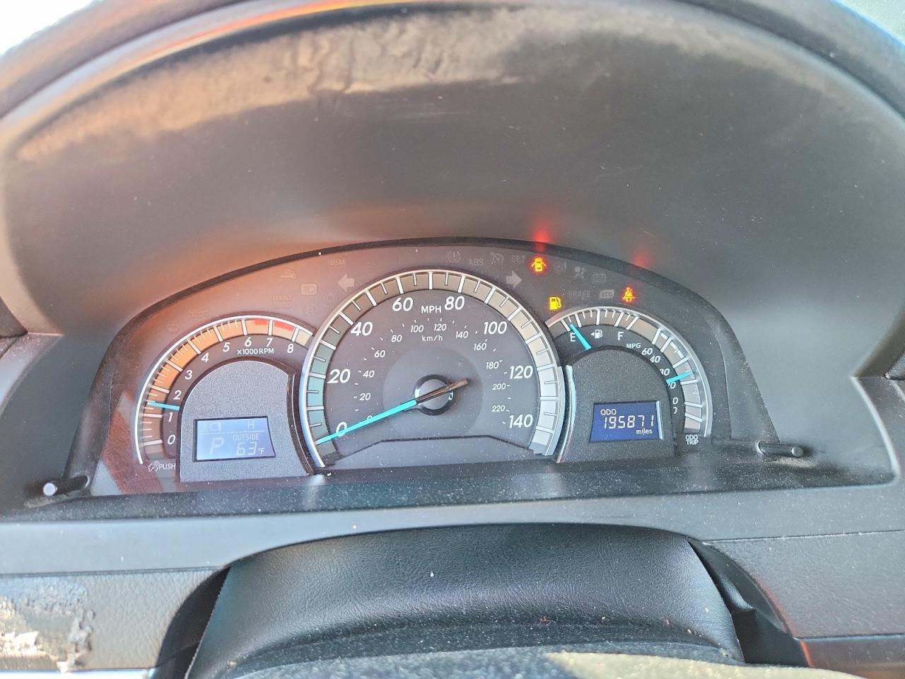 2014 TOYOTA CAMRY