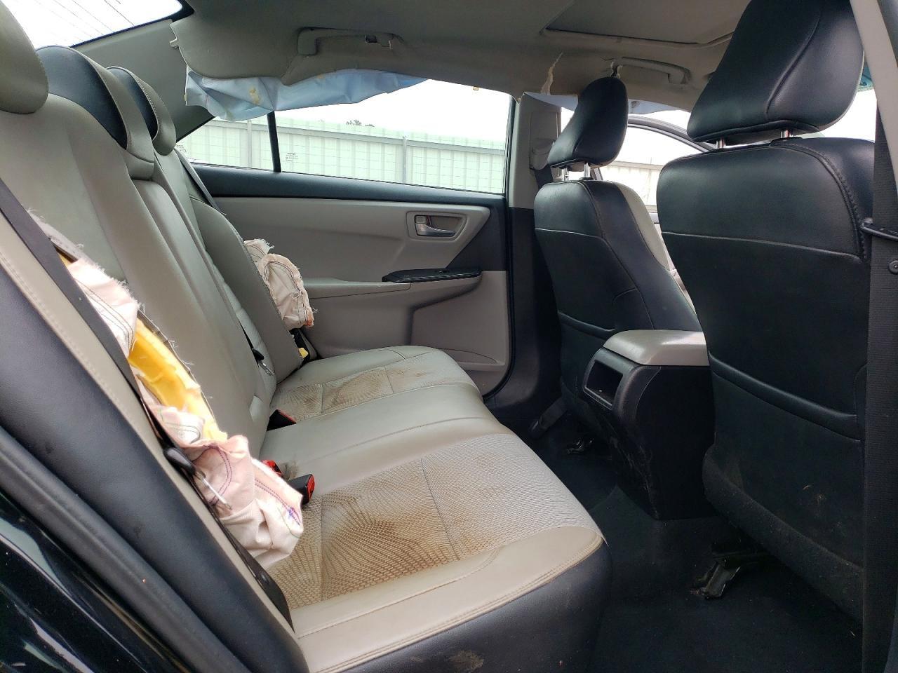 2016 TOYOTA CAMRY