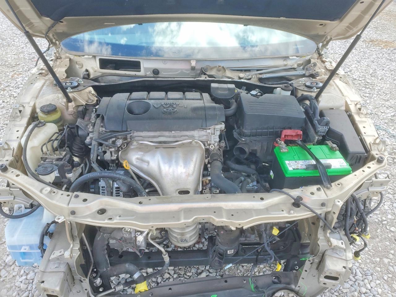 2011 TOYOTA CAMRY