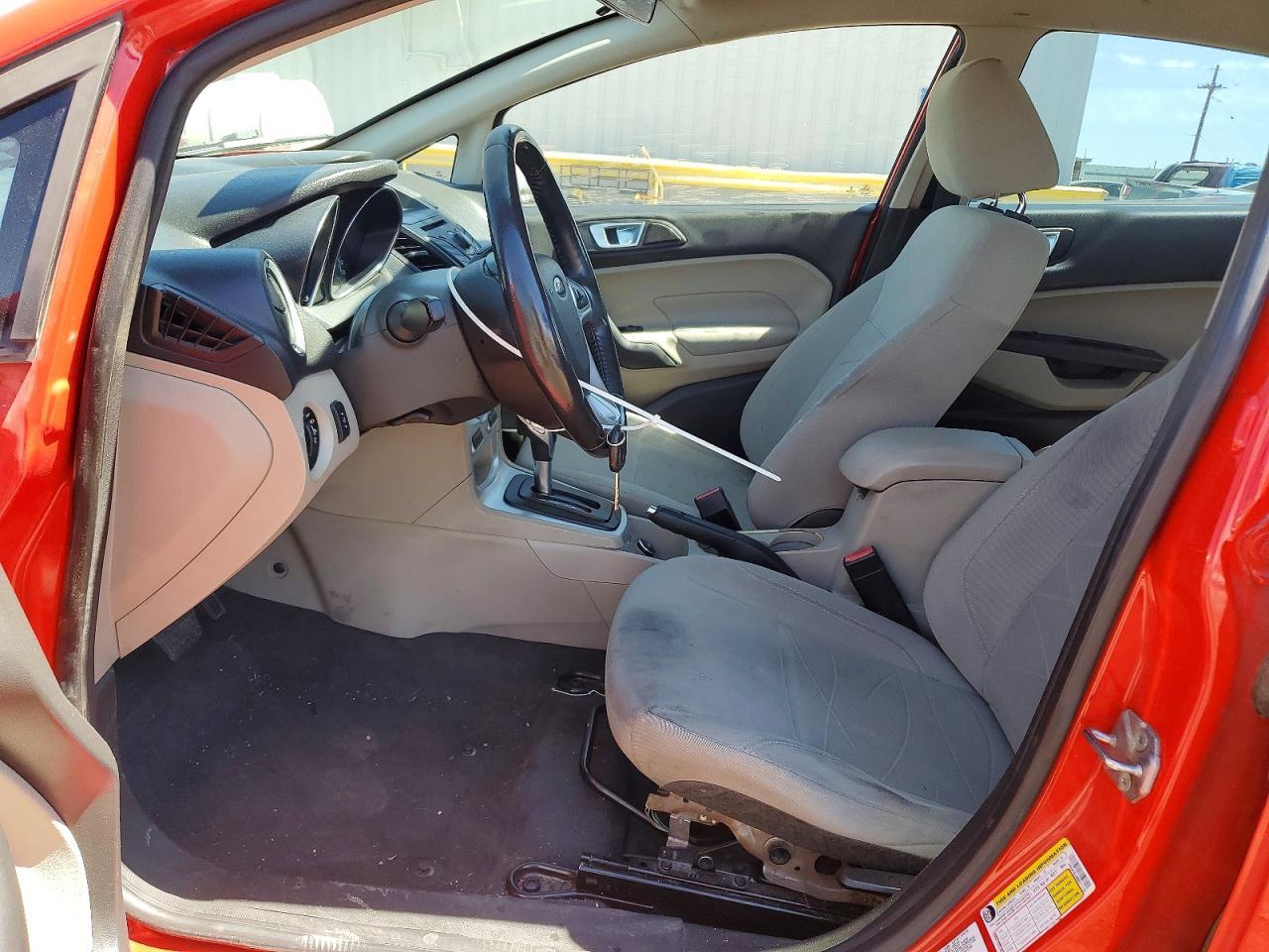 2014 FORD Fiesta