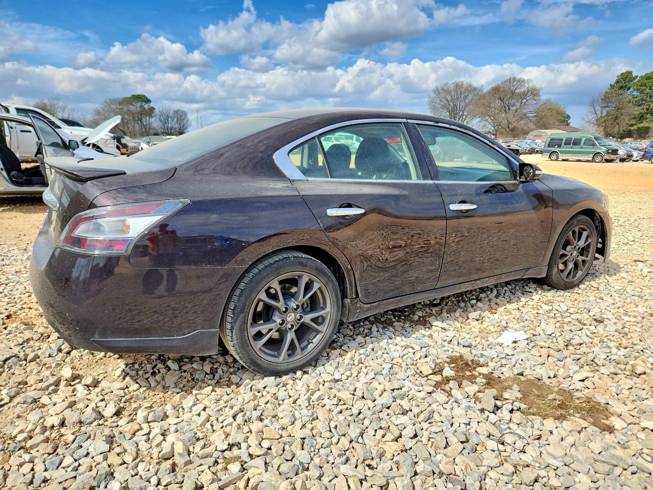 2014 NISSAN Maxima