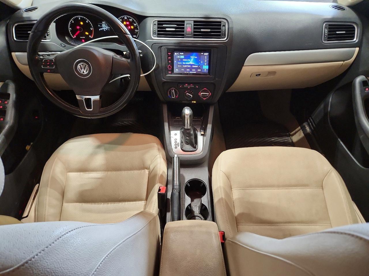 2011 VOLKSWAGEN JETTA