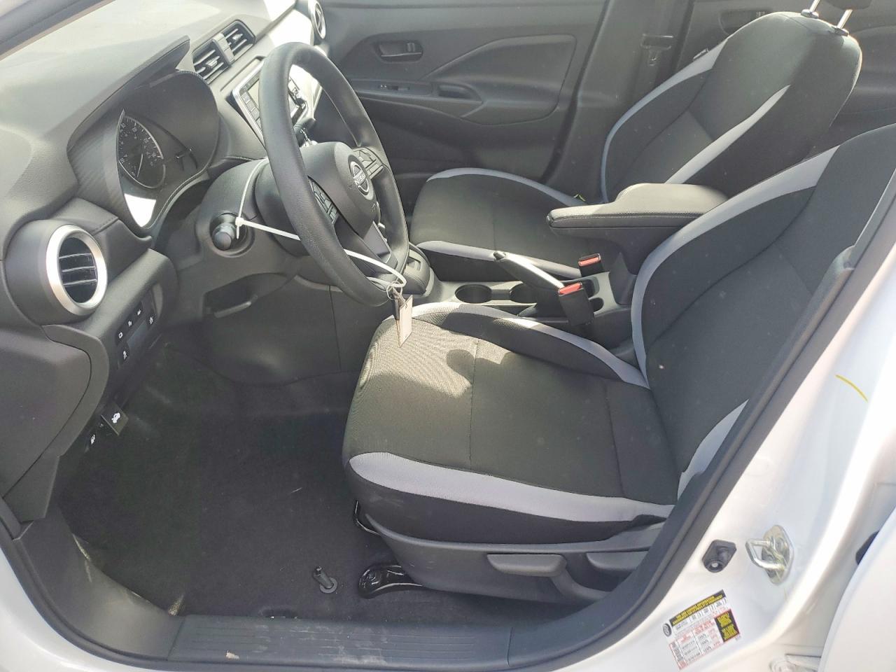 2025 NISSAN VERSA