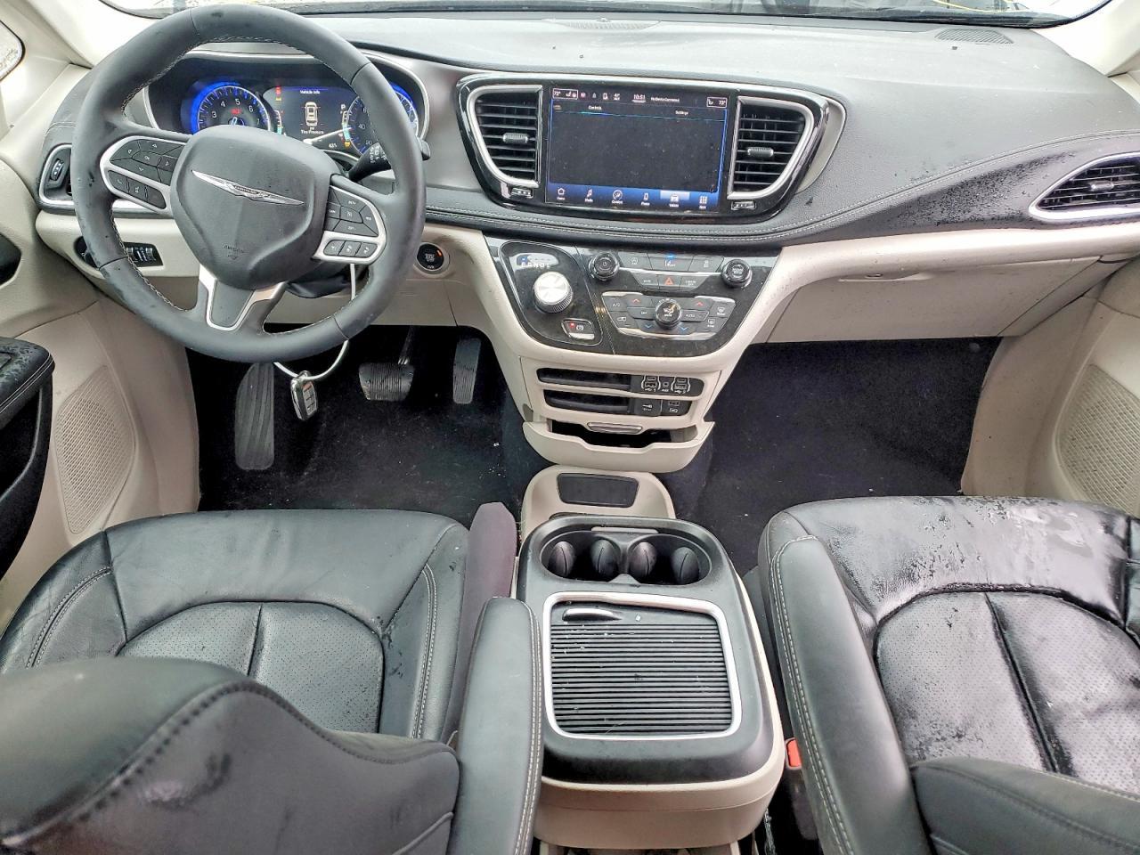 2022 CHRYSLER Pacifica
