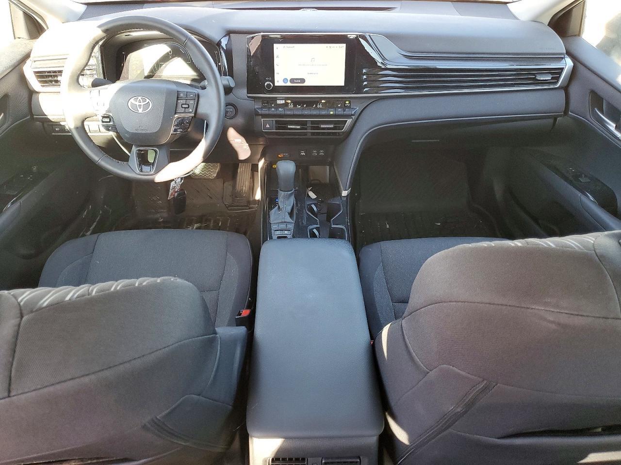 2025 TOYOTA CAMRY