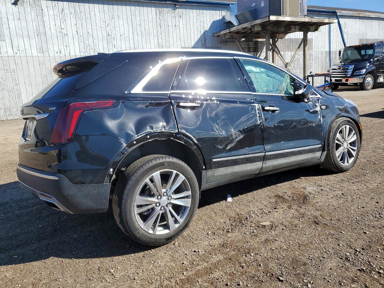 2025 CADILLAC XT5