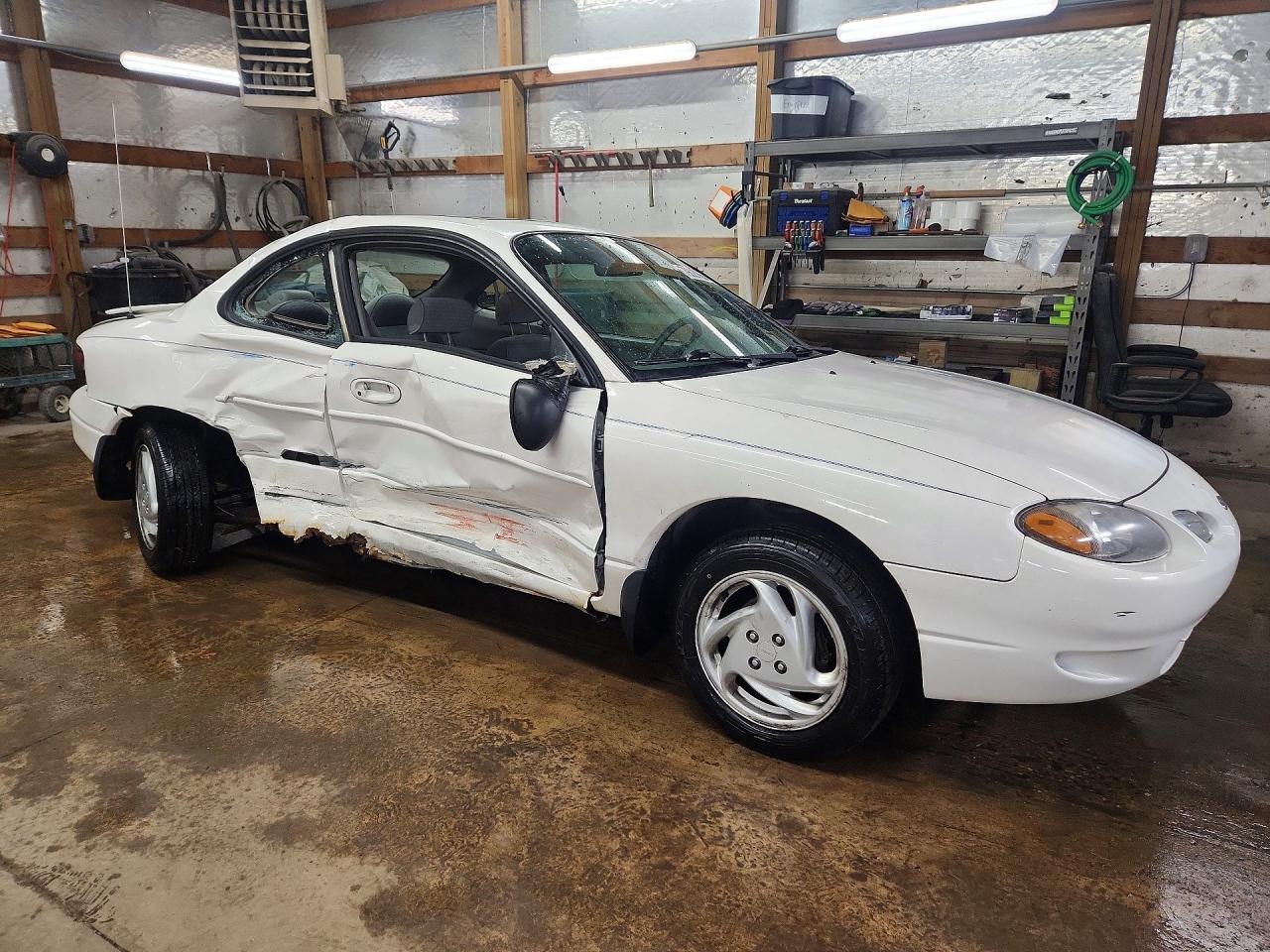 1998 FORD Escort