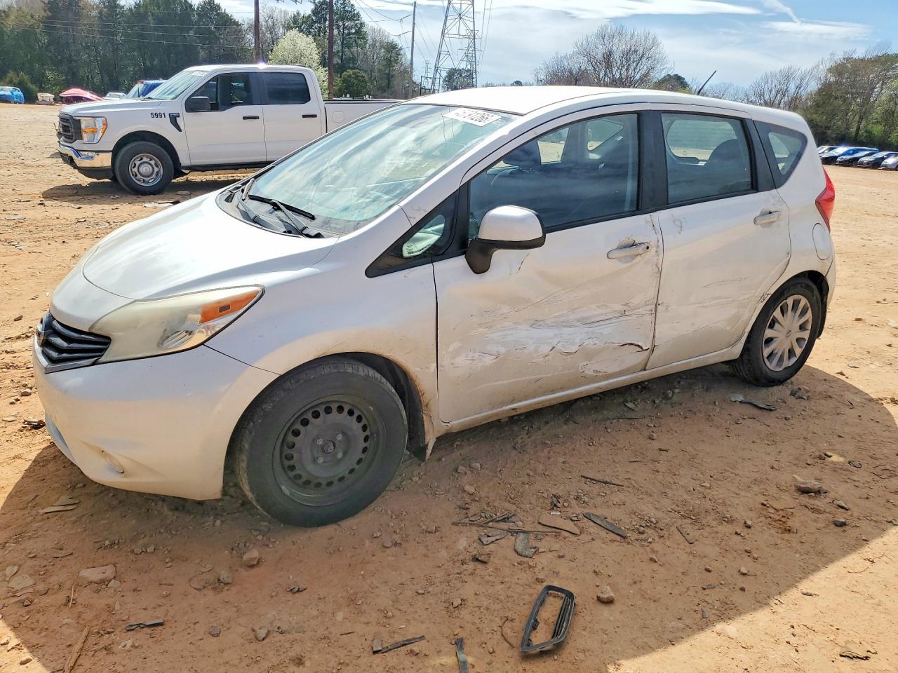 2014 NISSAN Versa Note